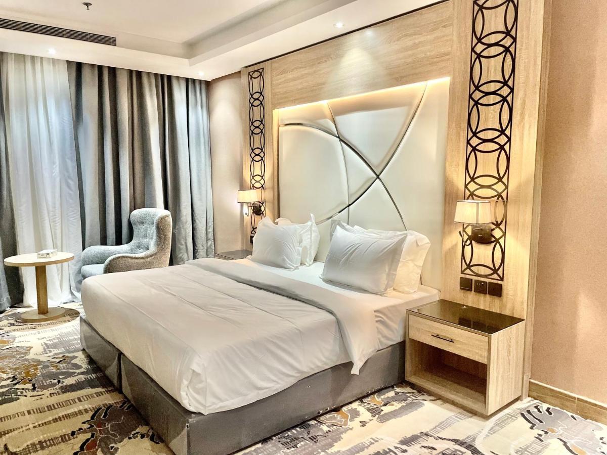 Mirnian Hotel Dzsidda Kültér fotó