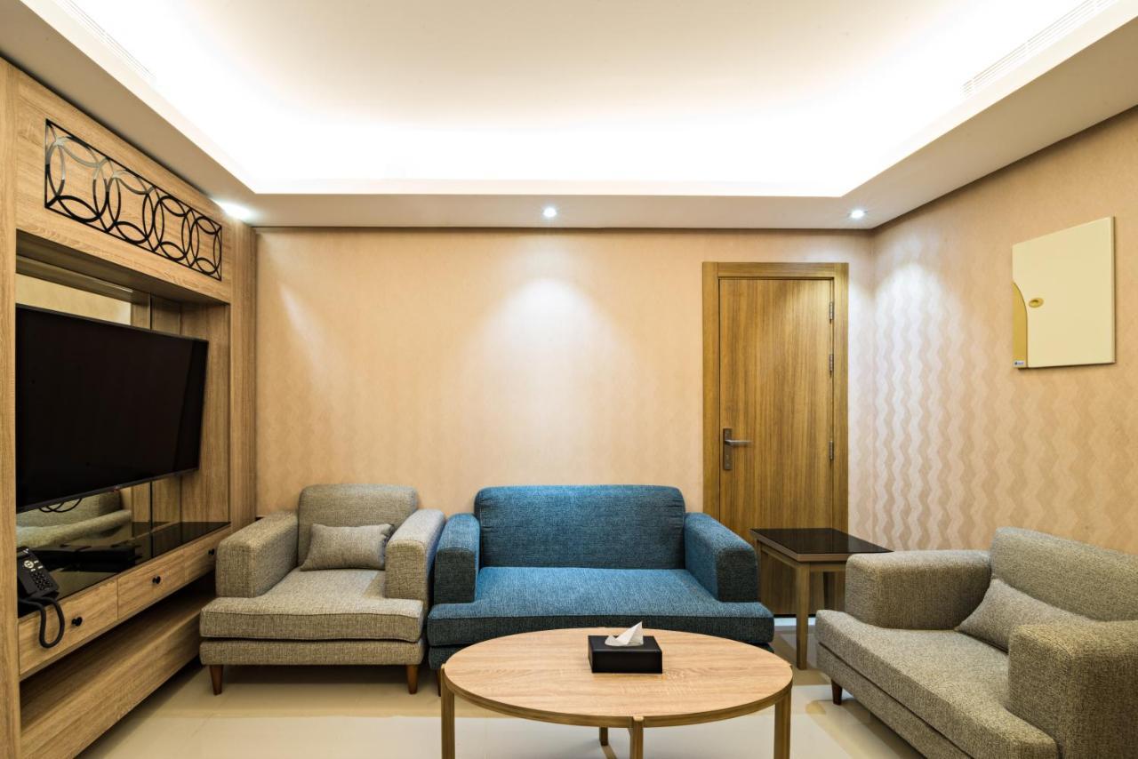 Mirnian Hotel Dzsidda Kültér fotó