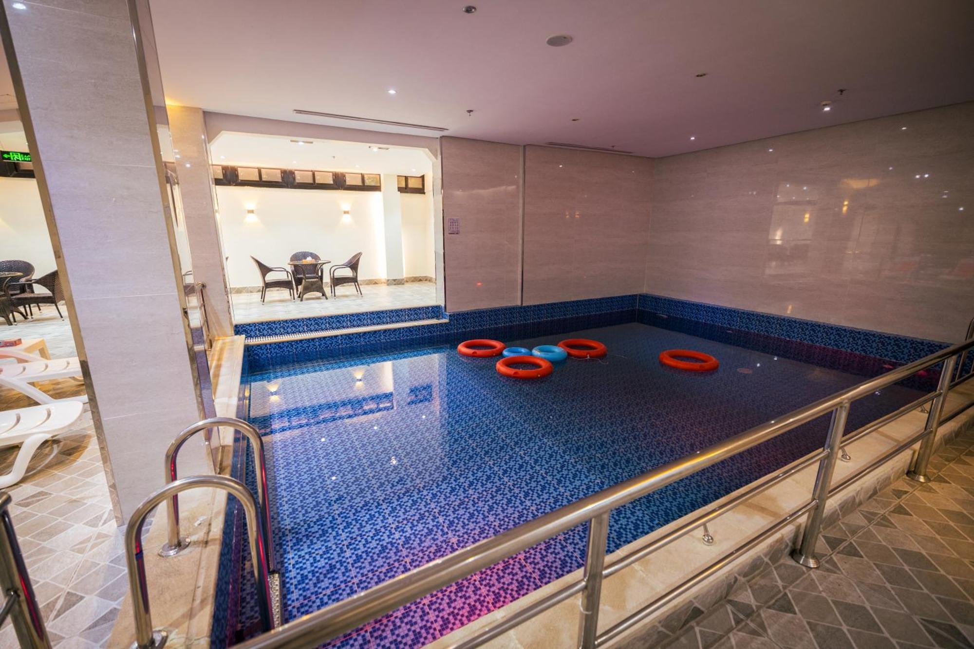 Mirnian Hotel Dzsidda Kültér fotó
