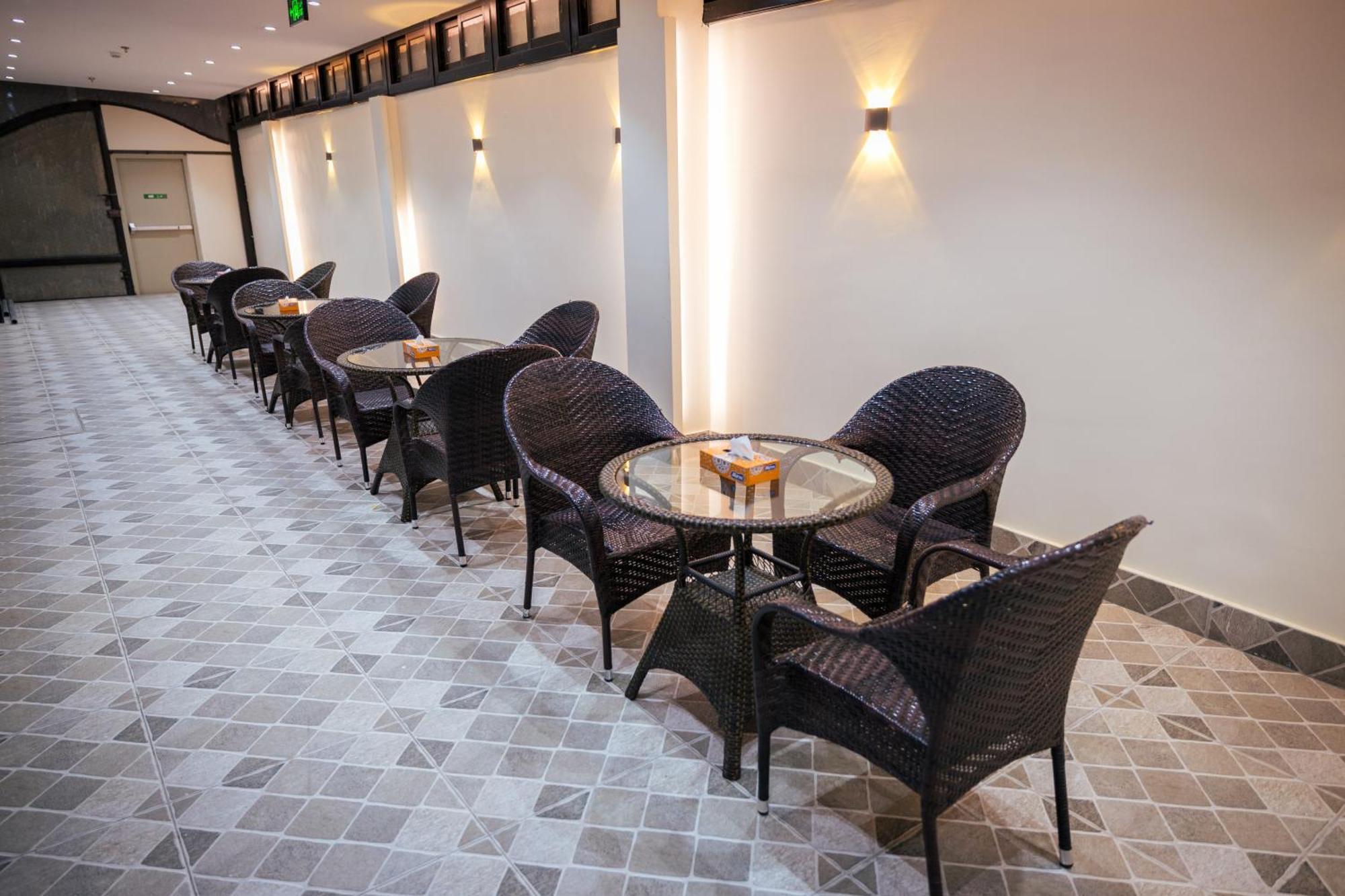 Mirnian Hotel Dzsidda Kültér fotó