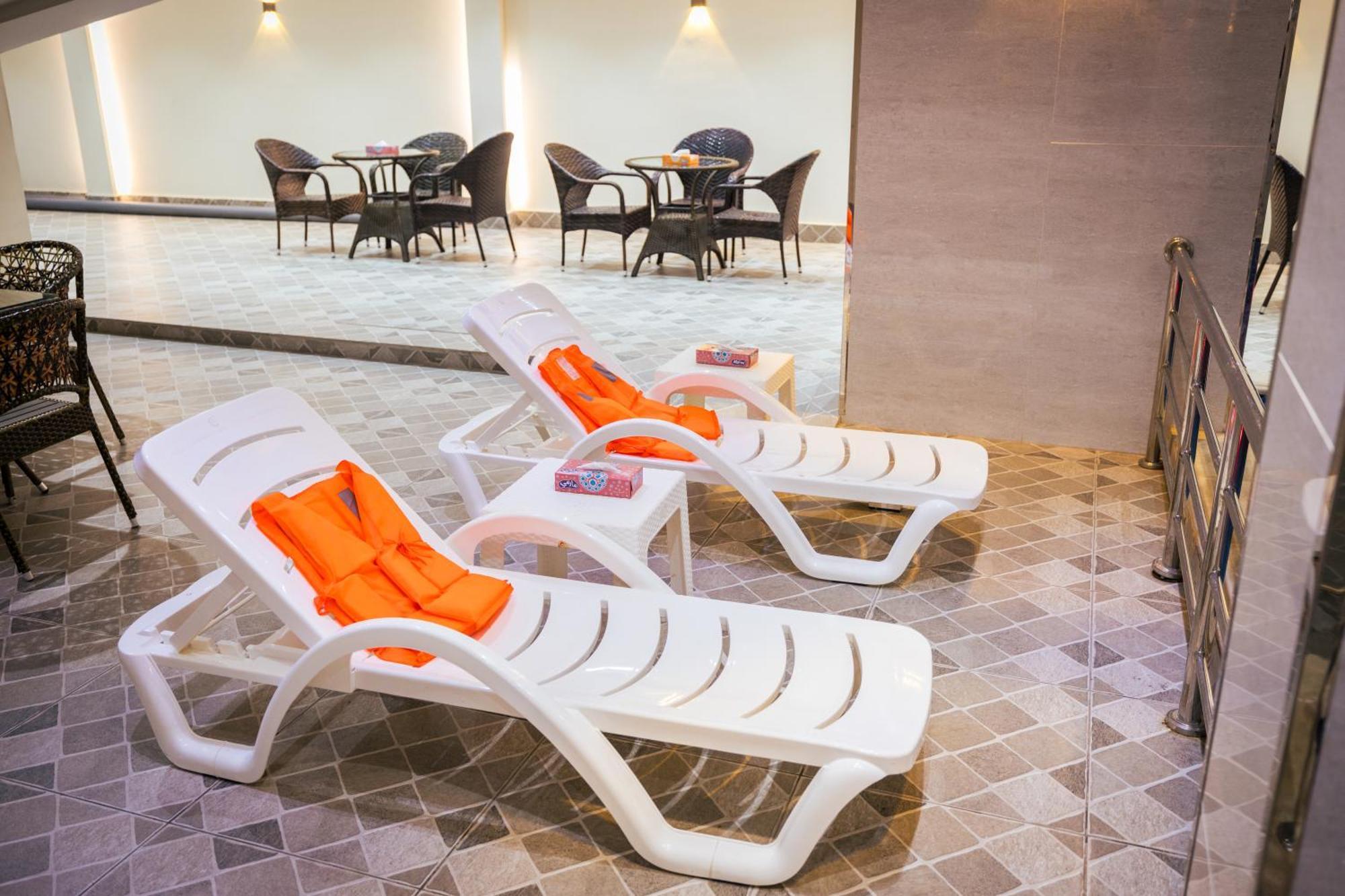Mirnian Hotel Dzsidda Kültér fotó